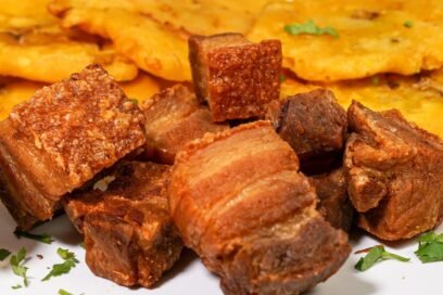 Orden de Chicharrón con Patacones